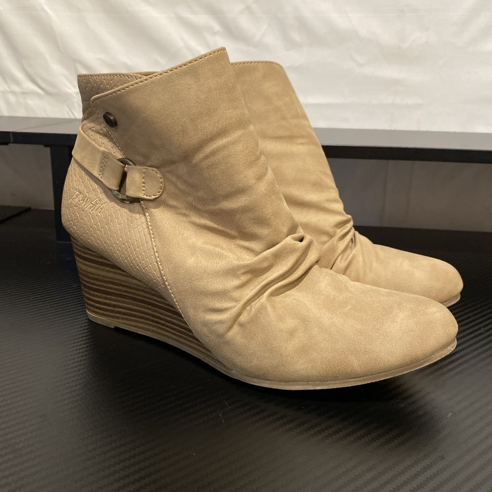 Blowfish Boots Womens 8.5 Ankle Bootie Brown Side Zip Casual Round Toe‎ Wedge